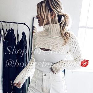 ZARA BNWT Cable Knit High Collar Cropped Sweater